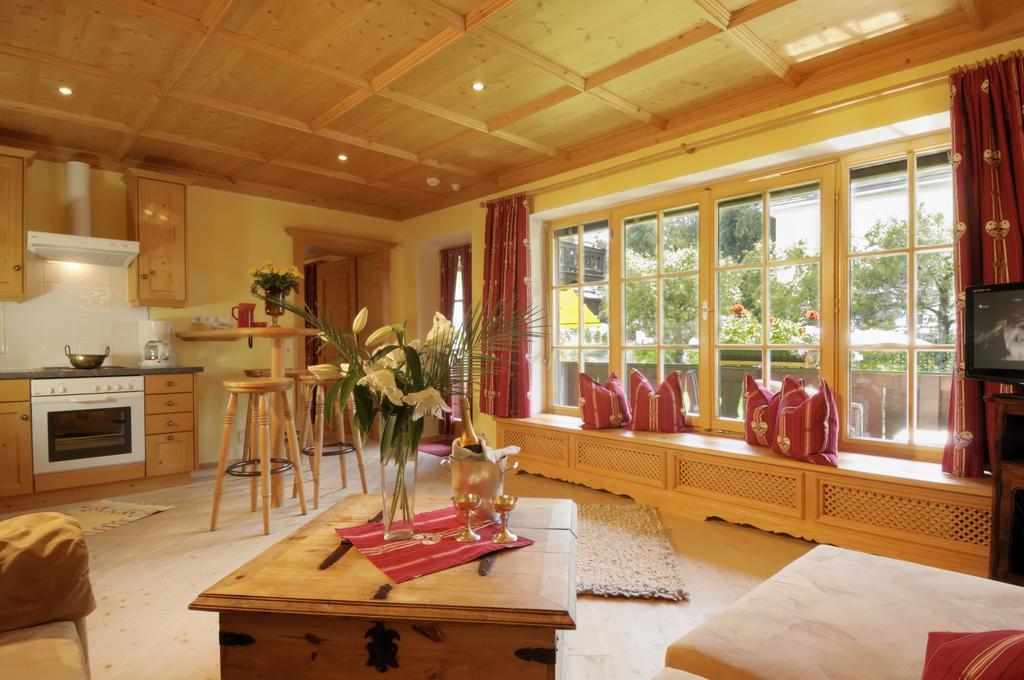 Serviced Apartments Villa Licht キッツビュール エクステリア 写真